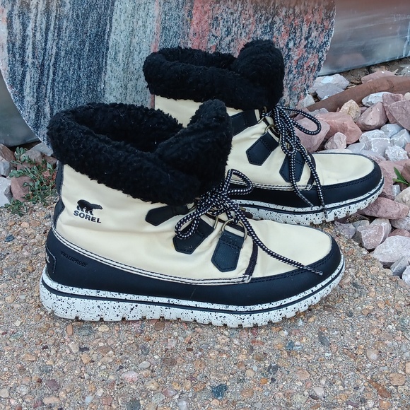 Sorel Whitney waterproof ankles boots women's 7.5 - Picture 2 of 9